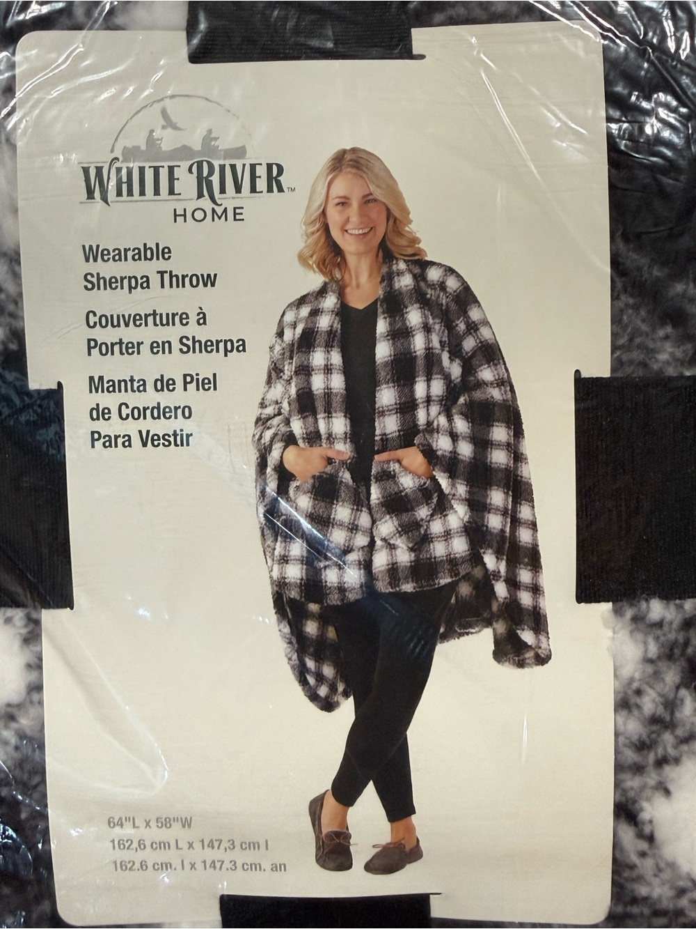 Black & White Wearable Sherpa Throw With Pockets